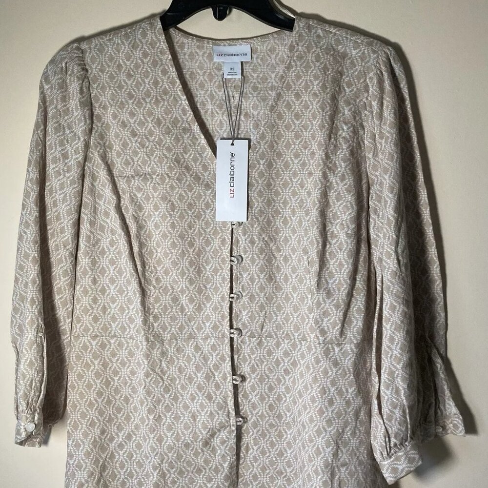 Liz Claiborne Long Sleeve Button Down Size XS Top New With Tag